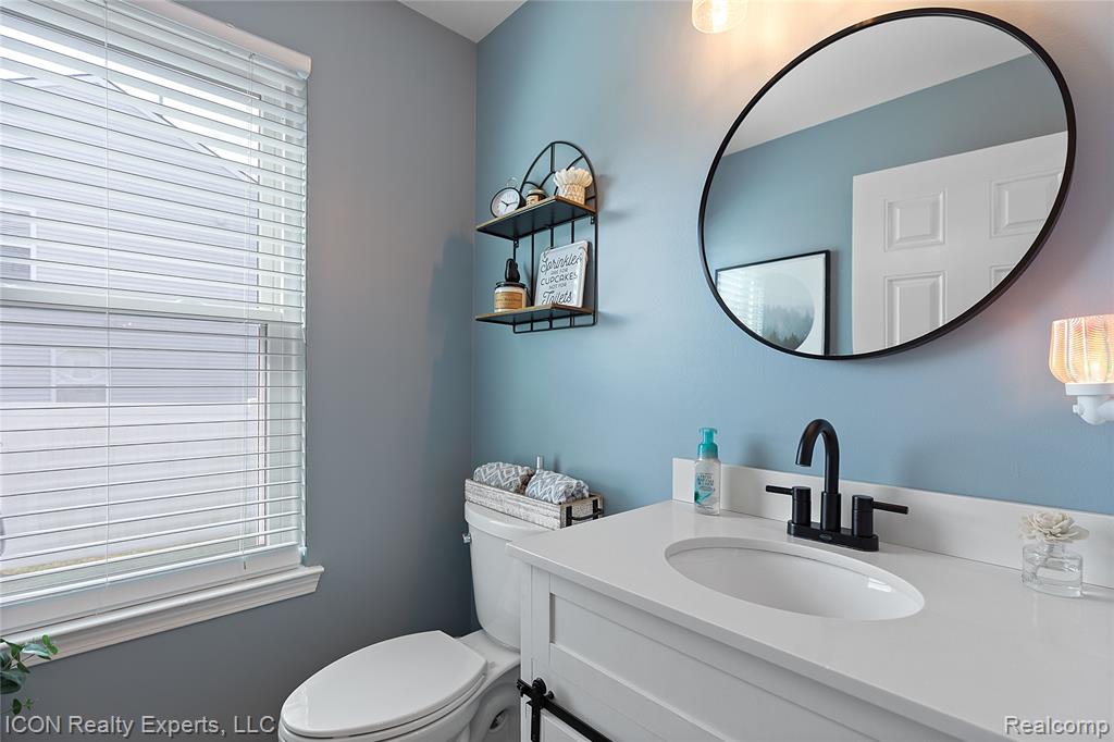 52527 Stafford Drive, Macomb, MI 48042 — Photo 17