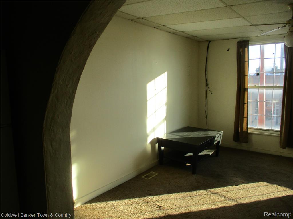 910 W Main Street, Owosso, MI 48867 — Photo 14