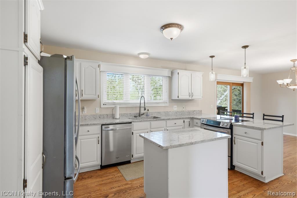 6541 Springfield Lane, Clarkston, MI — Photo 12