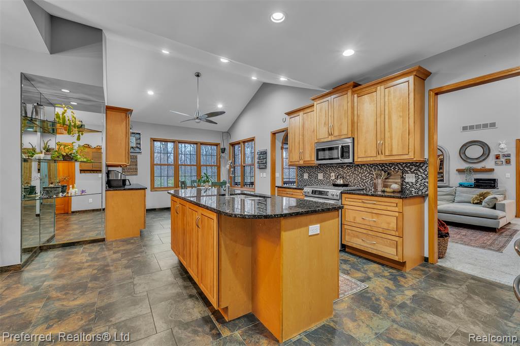 7424 Stonebrook Drive, Canton, MI 48187 — Photo 36