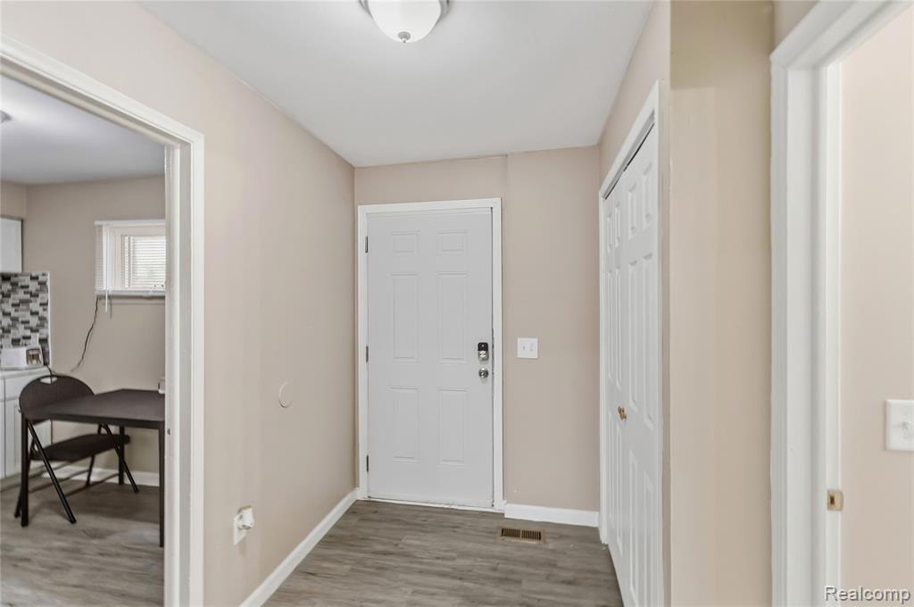 631 McDougall Street, Detroit, MI 48207 — Photo 12