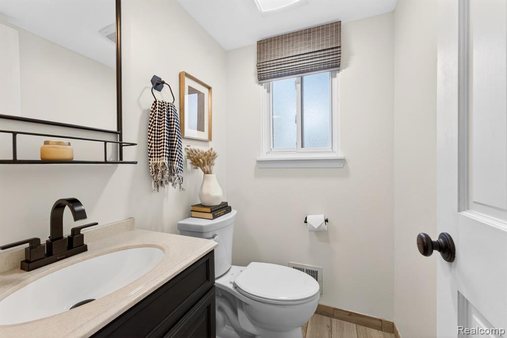 39815 Scottsdale Drive, Canton, MI 48188 — Photo 11
