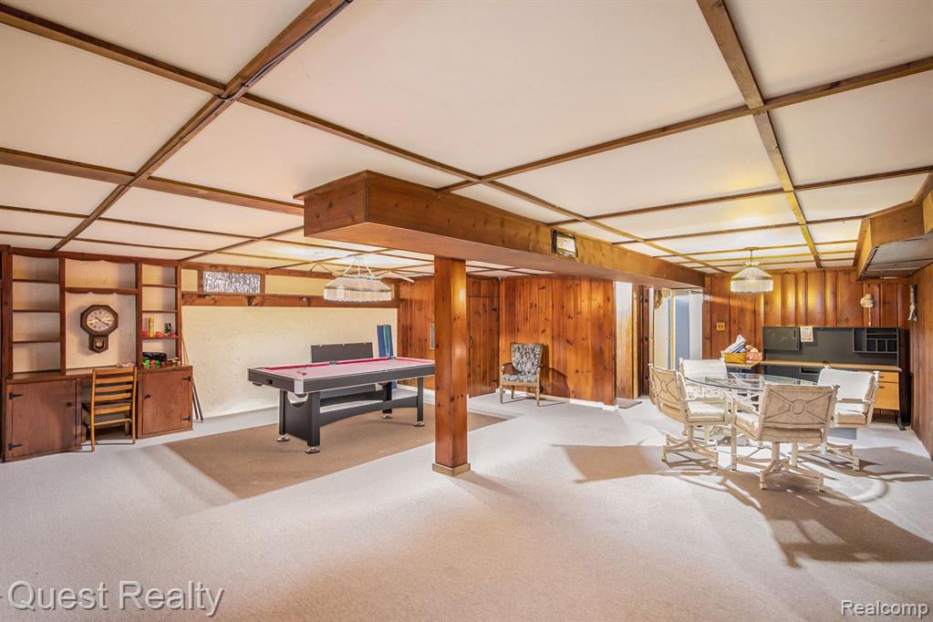 49830 SHELBY Road, Shelby Twp, MI 48317 — Photo 31