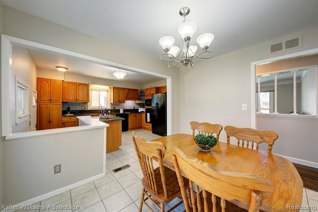 6249 DEERING Street, Garden City, MI — Photo 11