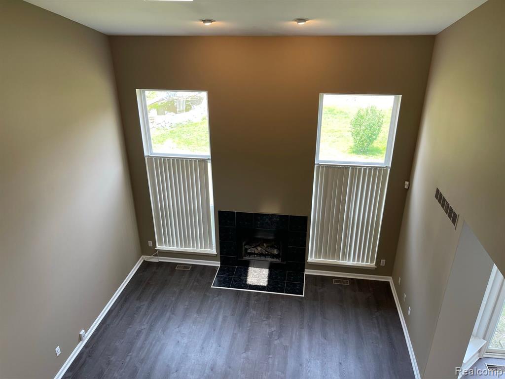 47000 HARBOUR POINTE, Van Buren, MI 48111 — Photo 15