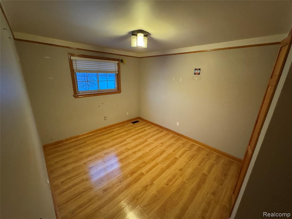4411 Bloomfield Drive, Sterling Heights, MI 48310 — Photo 17