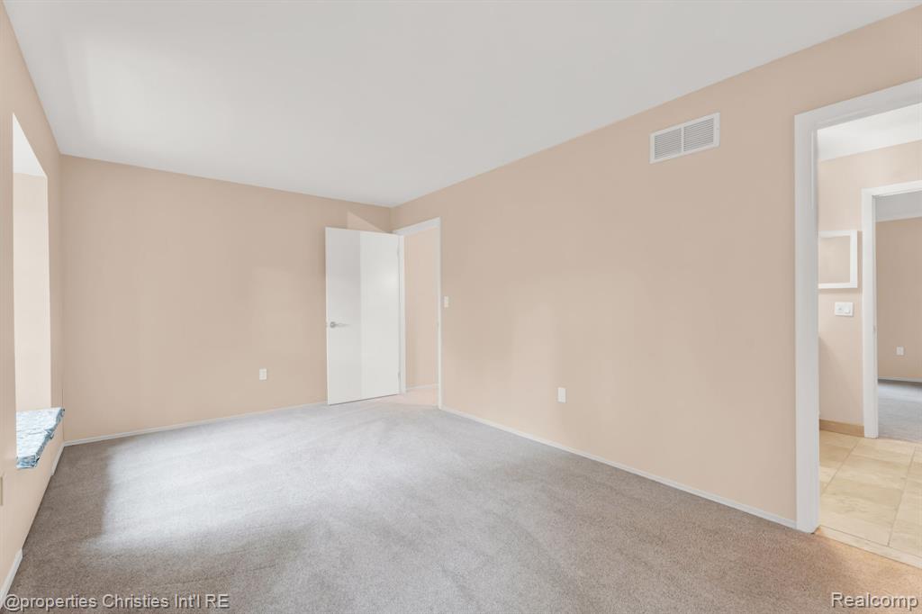 1805 Wickham Street, Royal Oak, MI 48073 — Photo 24