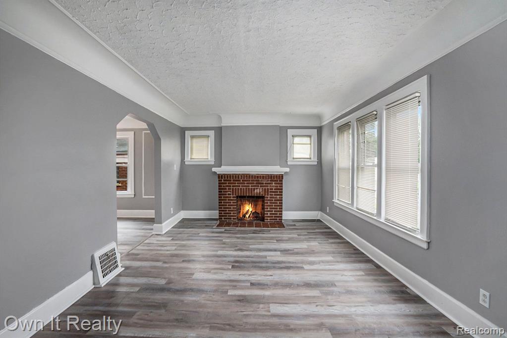 8048 WISCONSIN Street, Detroit, MI 48204 — Photo 5