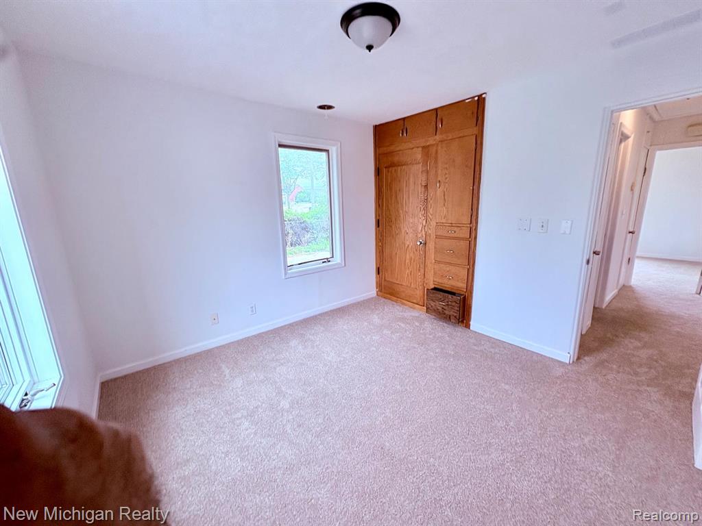4469 S Saginaw Street, Burton, MI 48529 — Photo 7