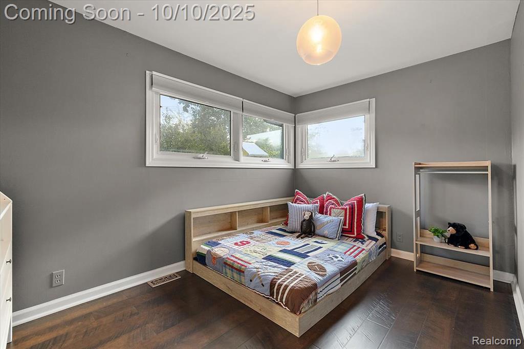 7496 Cornwall Court, West Bloomfield, MI — Photo 28