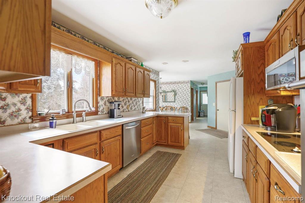 4 MARY LANE COURT, Frankenmuth, MI 48734 — Photo 14
