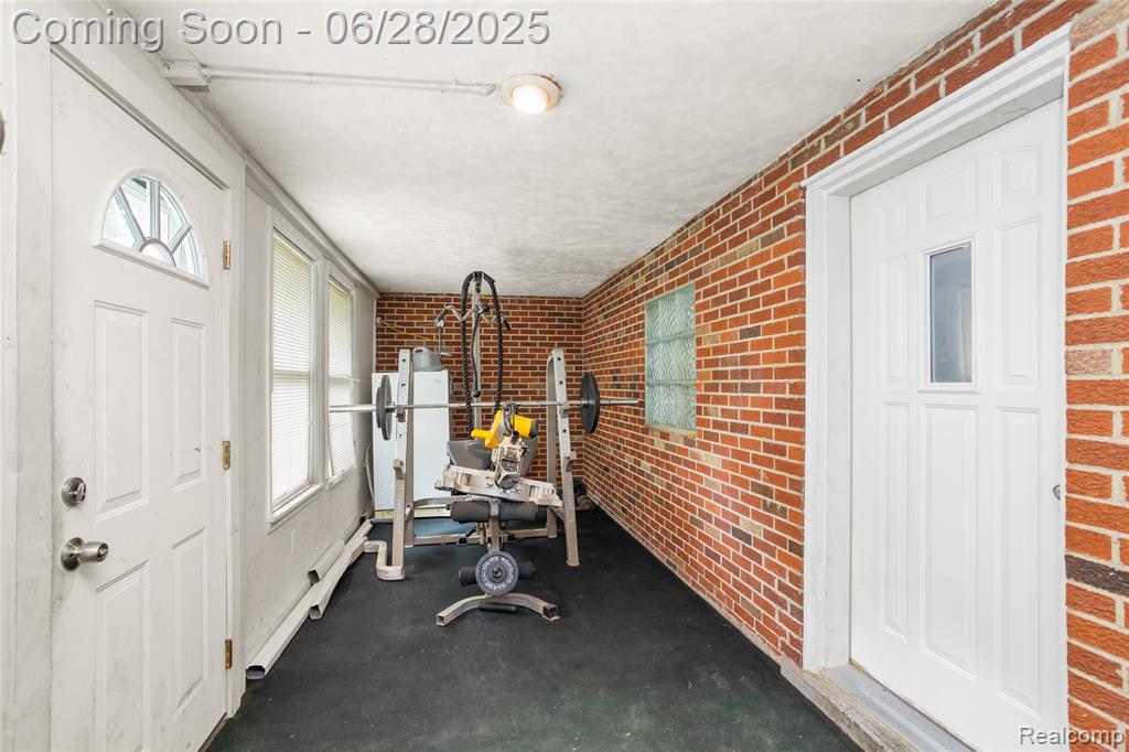 5204 Ashley Street, Detroit, MI 48236 — Photo 8