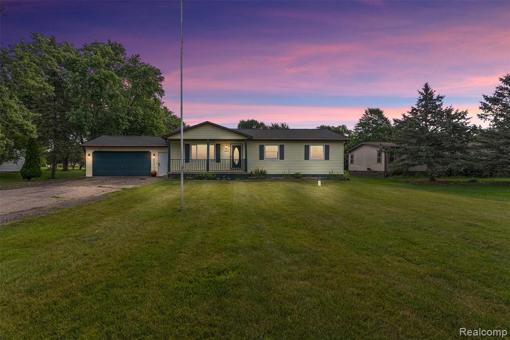 4303 Pratt Avenue, Grand Blanc, MI 48439 — front exterior
