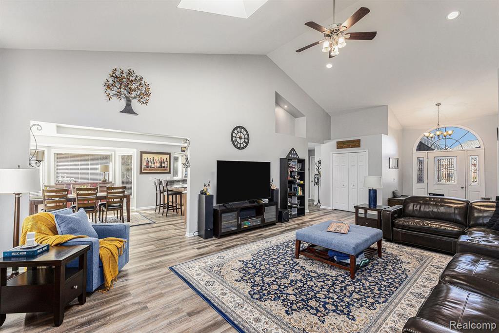 54550 CABRILLO Drive, Macomb, MI 48042 — Photo 5