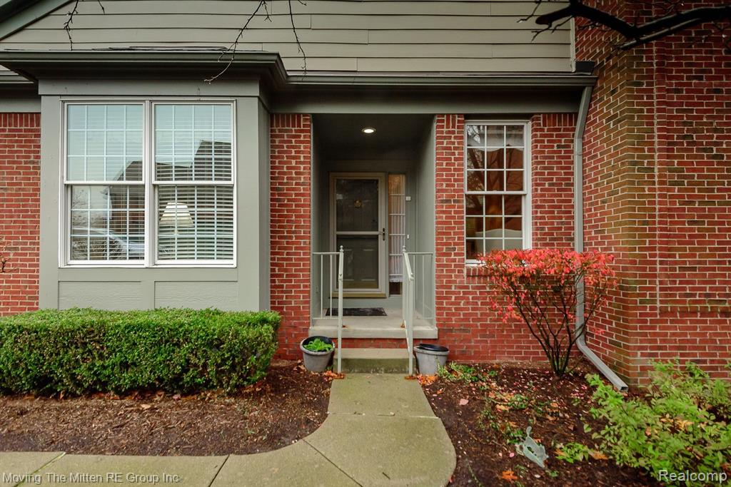 16479 CYPRESS Court, Northville, MI 48168 — Photo 3