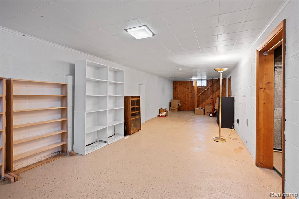 4436 Carmanwood Drive, Flint, MI 48507 — Photo 24