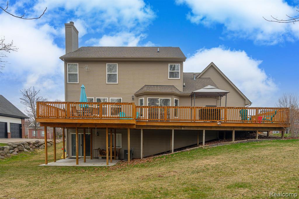 8925 El Dorado Drive, White Lake, MI — Photo 2