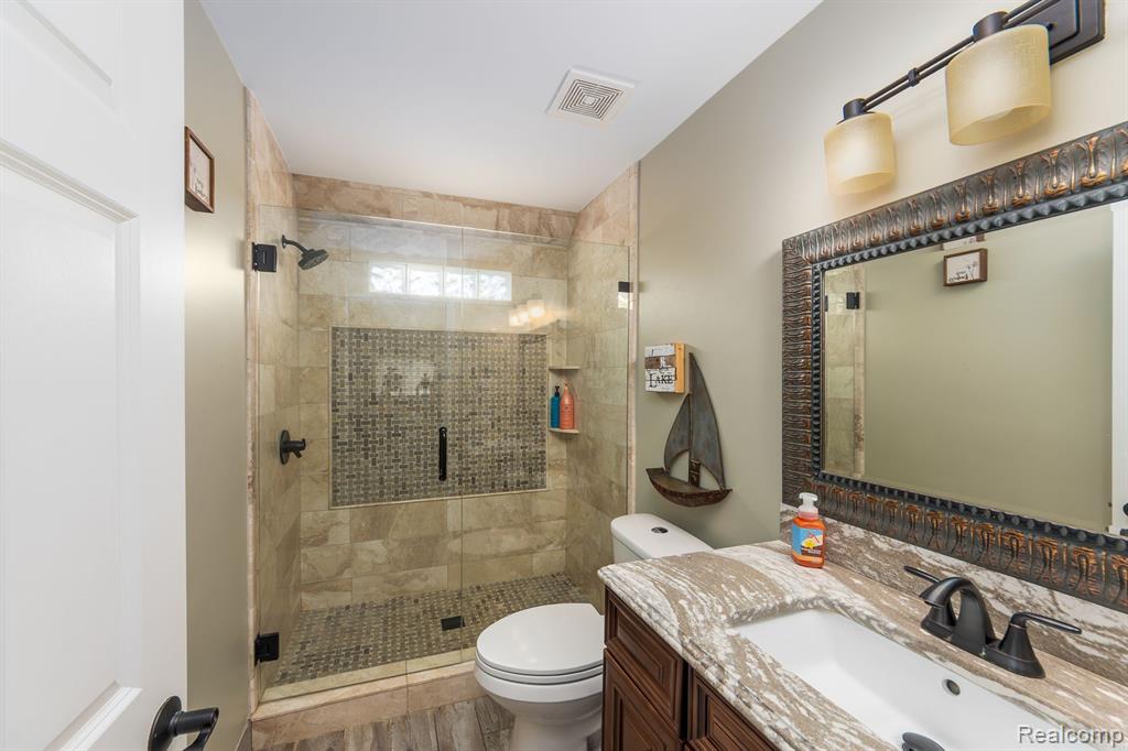 9235 SILVERSIDE, South Lyon, MI 48178 — Photo 13