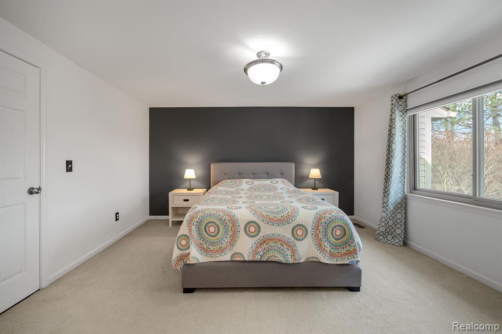 3630 OLD CREEK Road, Troy, MI 48084 — Photo 14