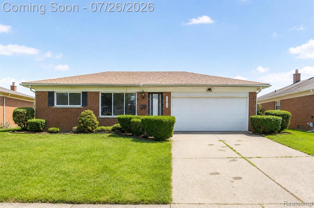 25568 Thomas Drive, Warren, MI 48091