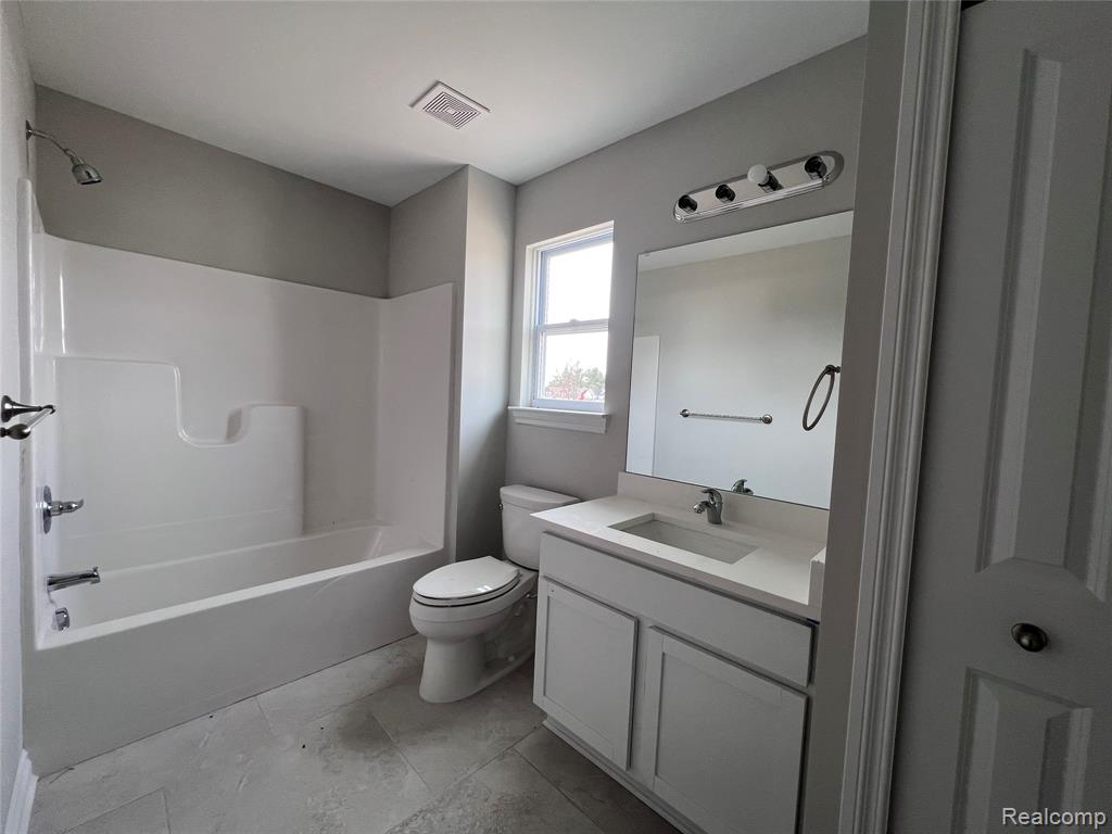 471 Pattan Drive, Wixom, MI — Photo 7
