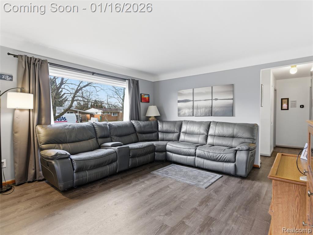 9687 Seavitt Drive, Allen Park, MI 48101 — Photo 5