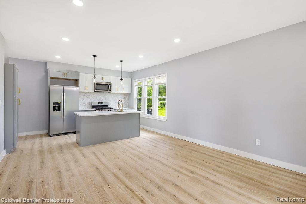 635 HAGUE-2W Street, Detroit, MI 48202 — Photo 4