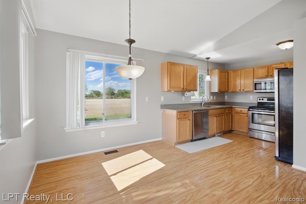 4127 STONE POST Road, Newport, MI 48166 — Photo 13