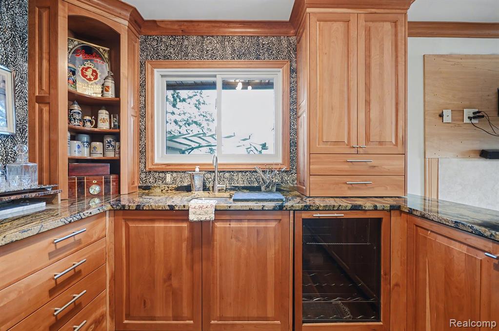 6622 Houghten Drive, Troy, MI 48098 — Photo 19
