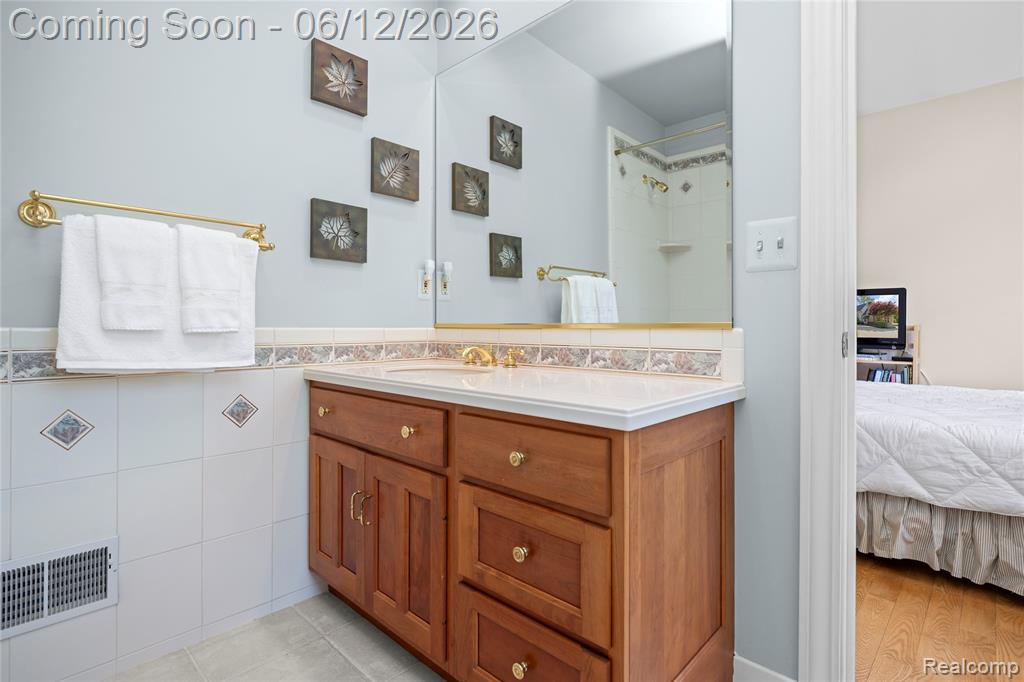 905 Spring Drive, Northville, MI 48167 — Photo 58