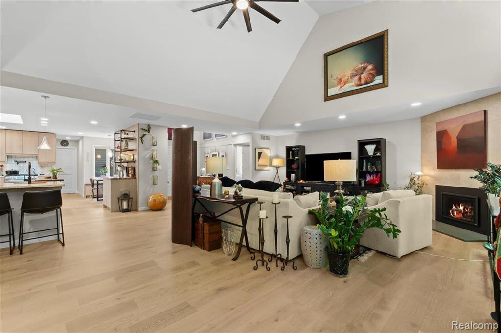 4596 COTTONWOOD Drive, Ann Arbor, MI 48108 — Photo 14