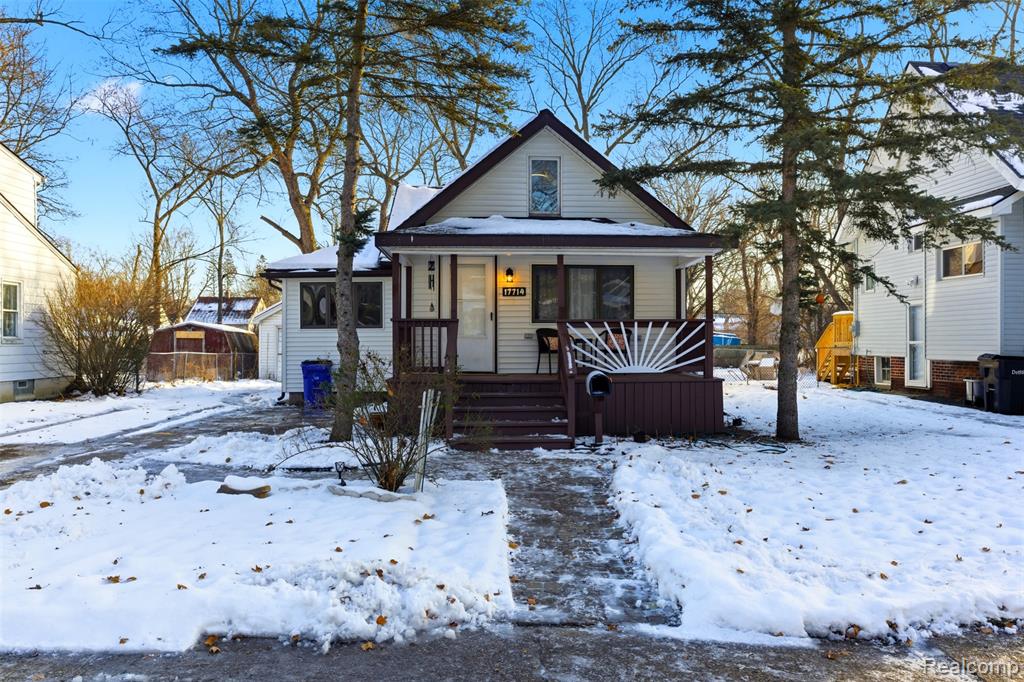 17714 Salem Street, Detroit, MI 48219 — Photo 2