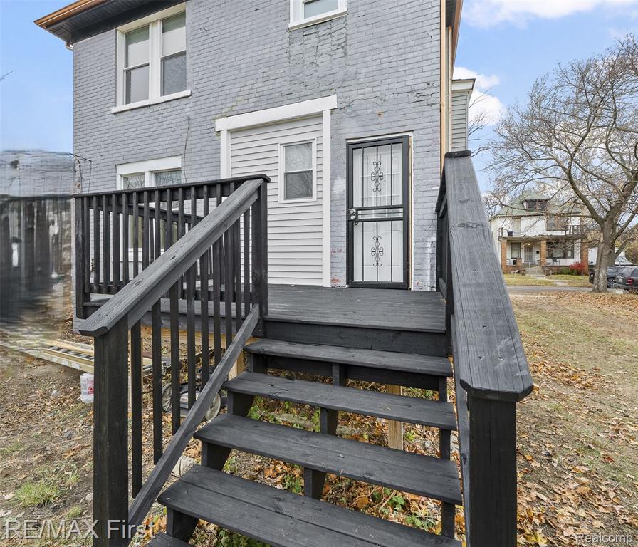556 Leicester Court, Detroit, MI 48202 — Photo 28