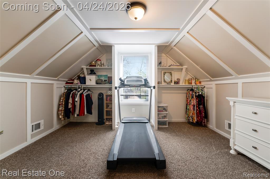 1963 Beverly Street, Sylvan Lake, MI 48320 — Photo 43