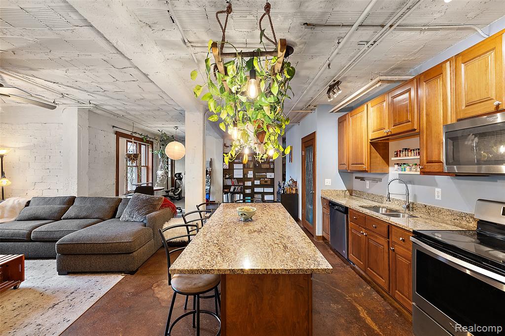 78 Watson Street, Detroit, MI 48201 — Photo 3