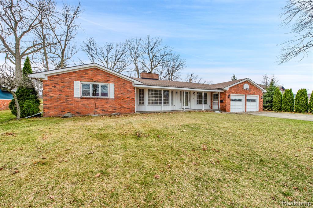 4125 FAIRWAY Drive, Fort Gratiot, MI 48059 — Photo 3