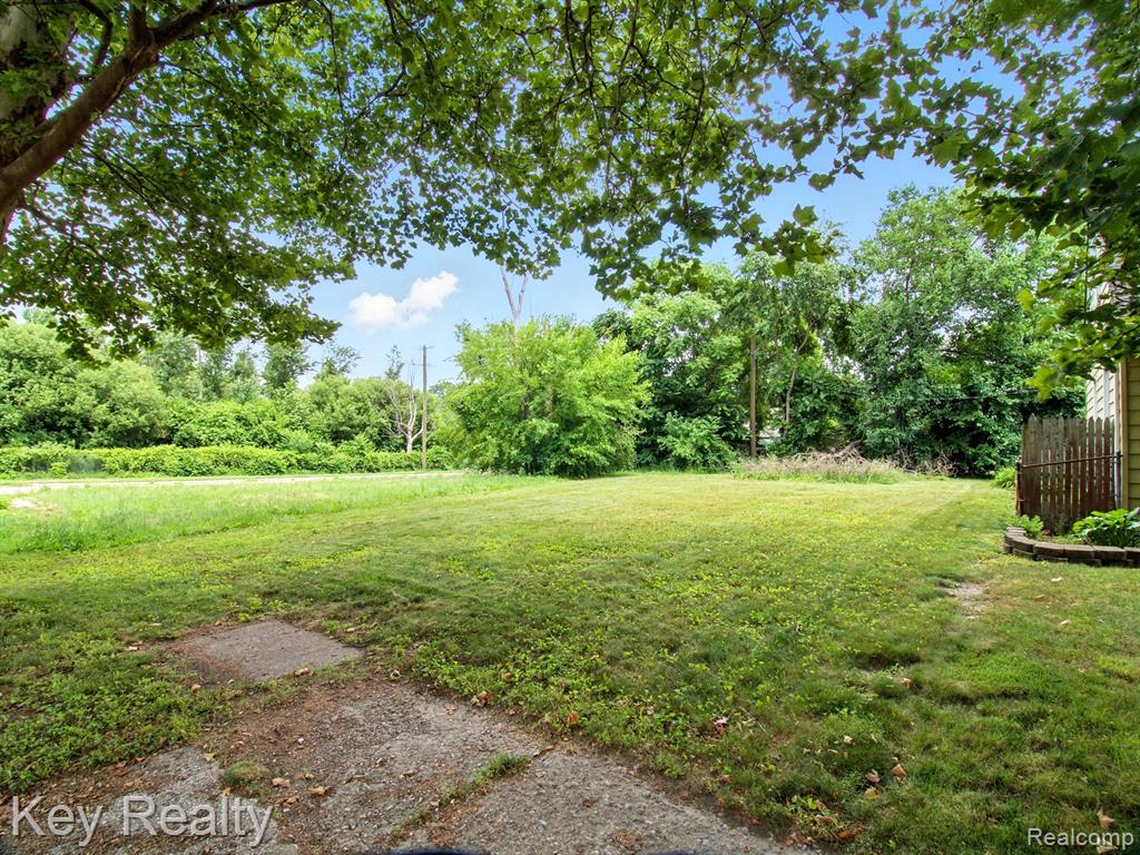 1225 S Annabelle Street, Detroit, MI 48217 — Photo 15