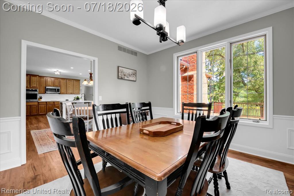 9438 Deer Creek Court, Brighton, MI 48114 — Photo 28