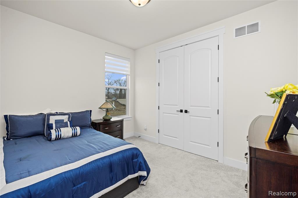 7841 Trailside Court, West Bloomfield, MI 48323 — Photo 42