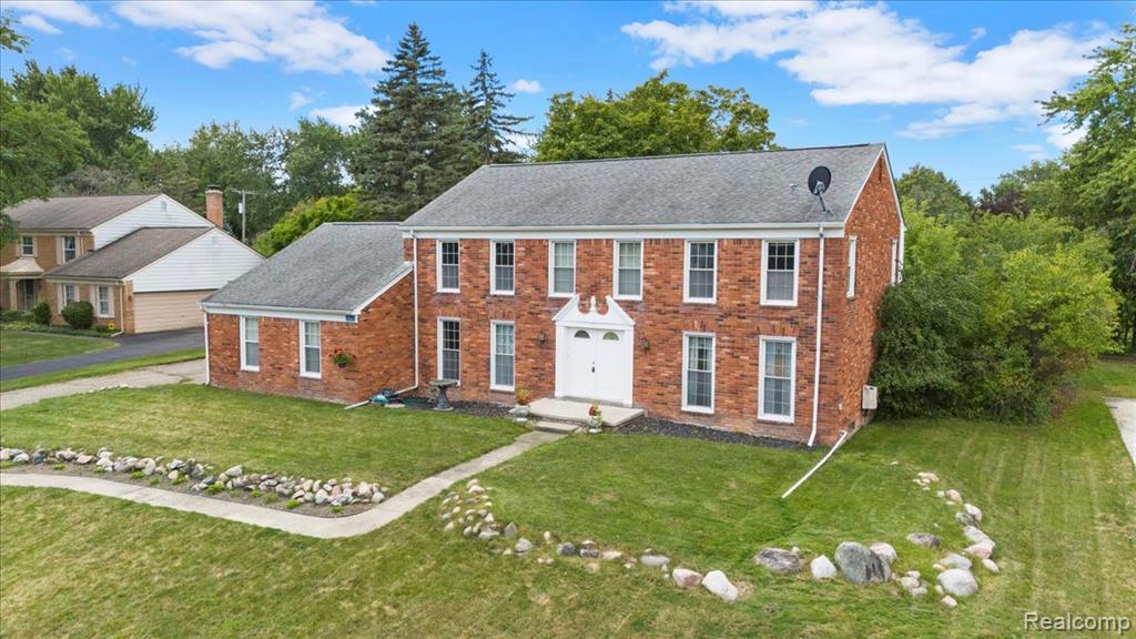 5710 Hobnail Circle, West Bloomfield, MI — Photo 4
