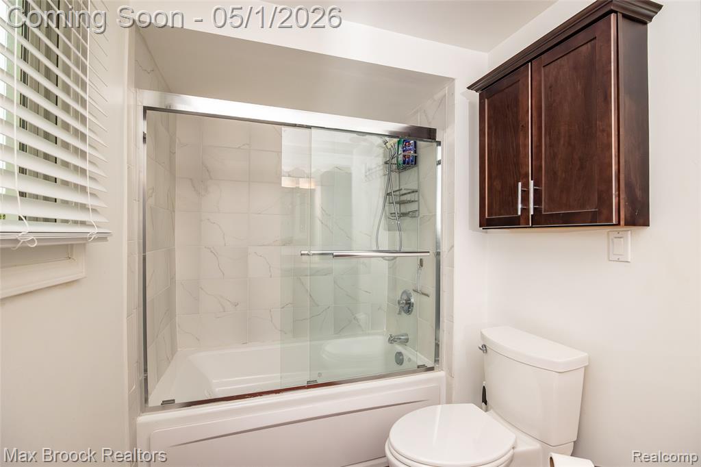 2275 Park Ridge Drive, Bloomfield Hills, MI 48304 — Photo 51