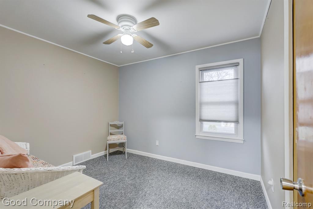 29329 Tawas Street, Madison Heights, MI 48071 — Photo 24