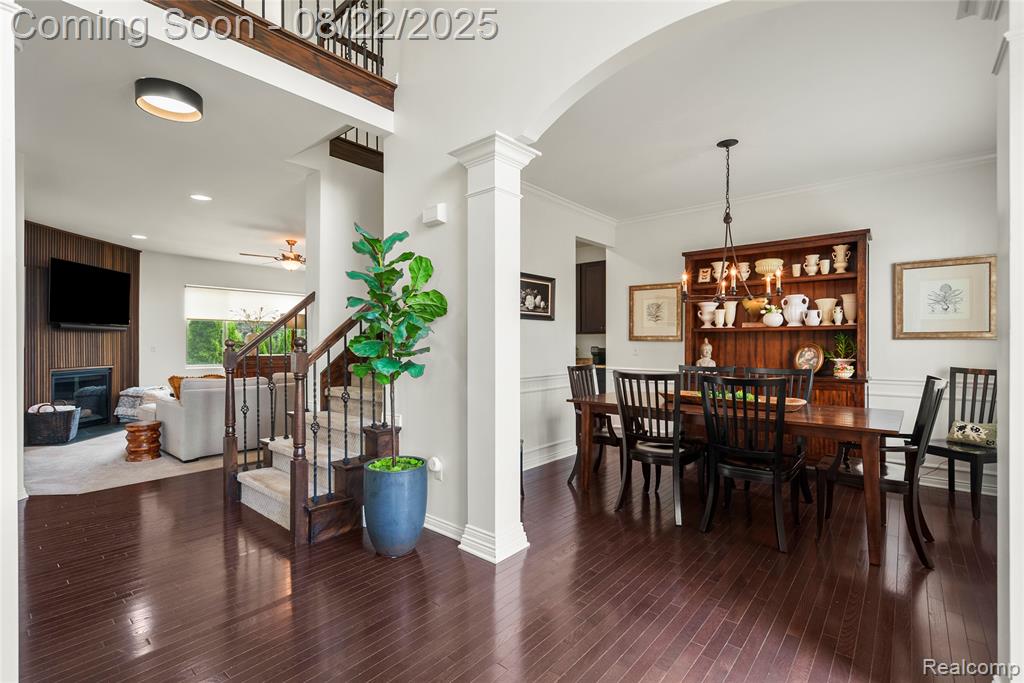 637 Edinburgh Circle, Highland, MI — Photo 2