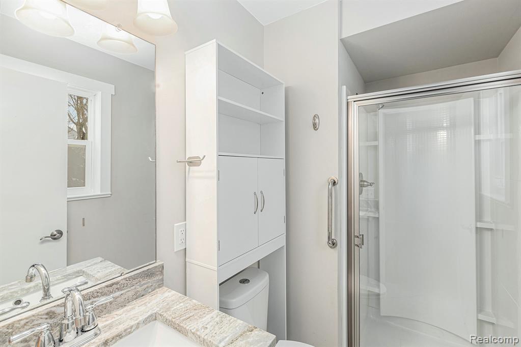 7725 Mary Lou Court, Shelby Twp, MI 48317 — Photo 11