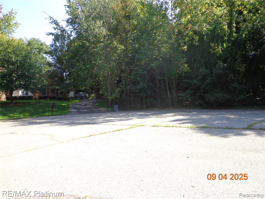 1928 Mist Wood Drive, Howell, MI, 48843