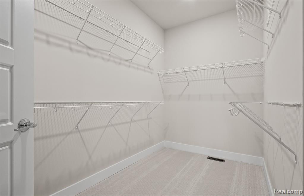 748 W SPANIEL Drive, Ann Arbor, MI 48108 — Photo 15