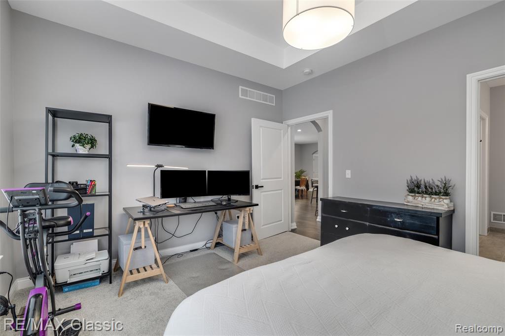 8047 Bridgestone Boulevard, White Lake, MI — Photo 15