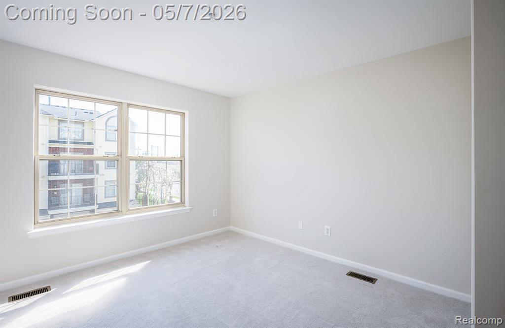 3280 Newbury Place, Troy, MI 48084 — Photo 14