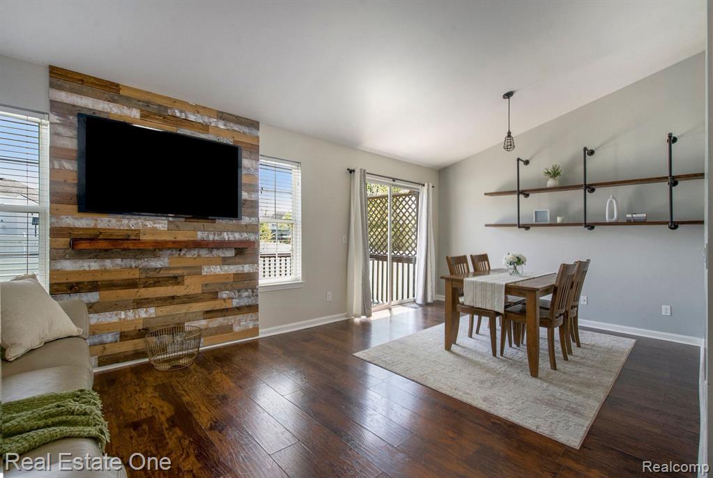 7473 OAKLAND HILLS Drive, Ypsilanti, MI 48197 — Photo 10