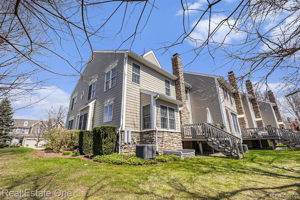 49991 BLACKBERRY Trail, Novi, MI — Photo 28